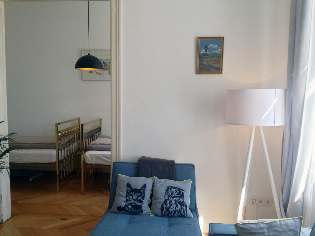 Big Vintage Style Flat Near Schönbrunn Lägenhet Wien Exteriör bild